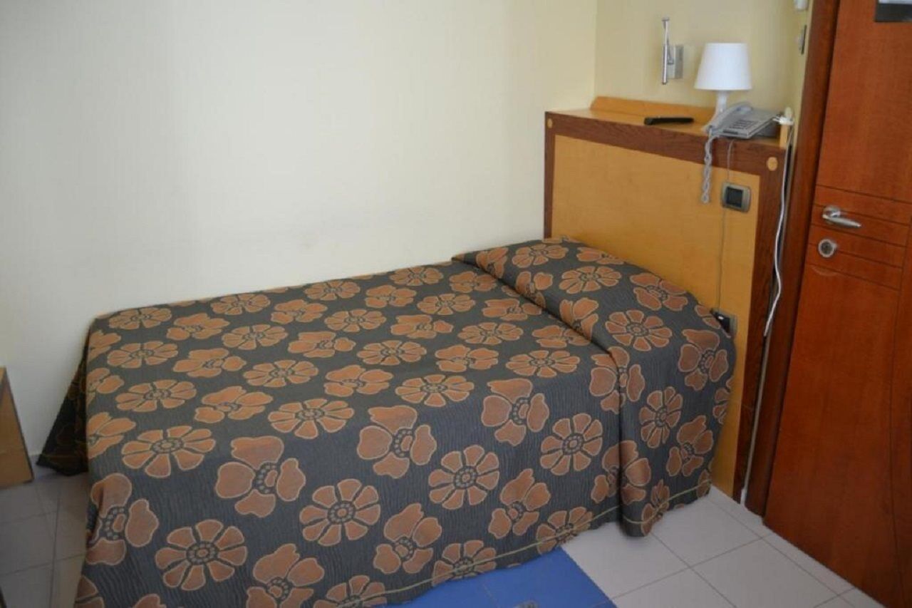 Piccadilly Rooms Restaurant And Beach Santa Maria al Bagno Zewnętrze zdjęcie